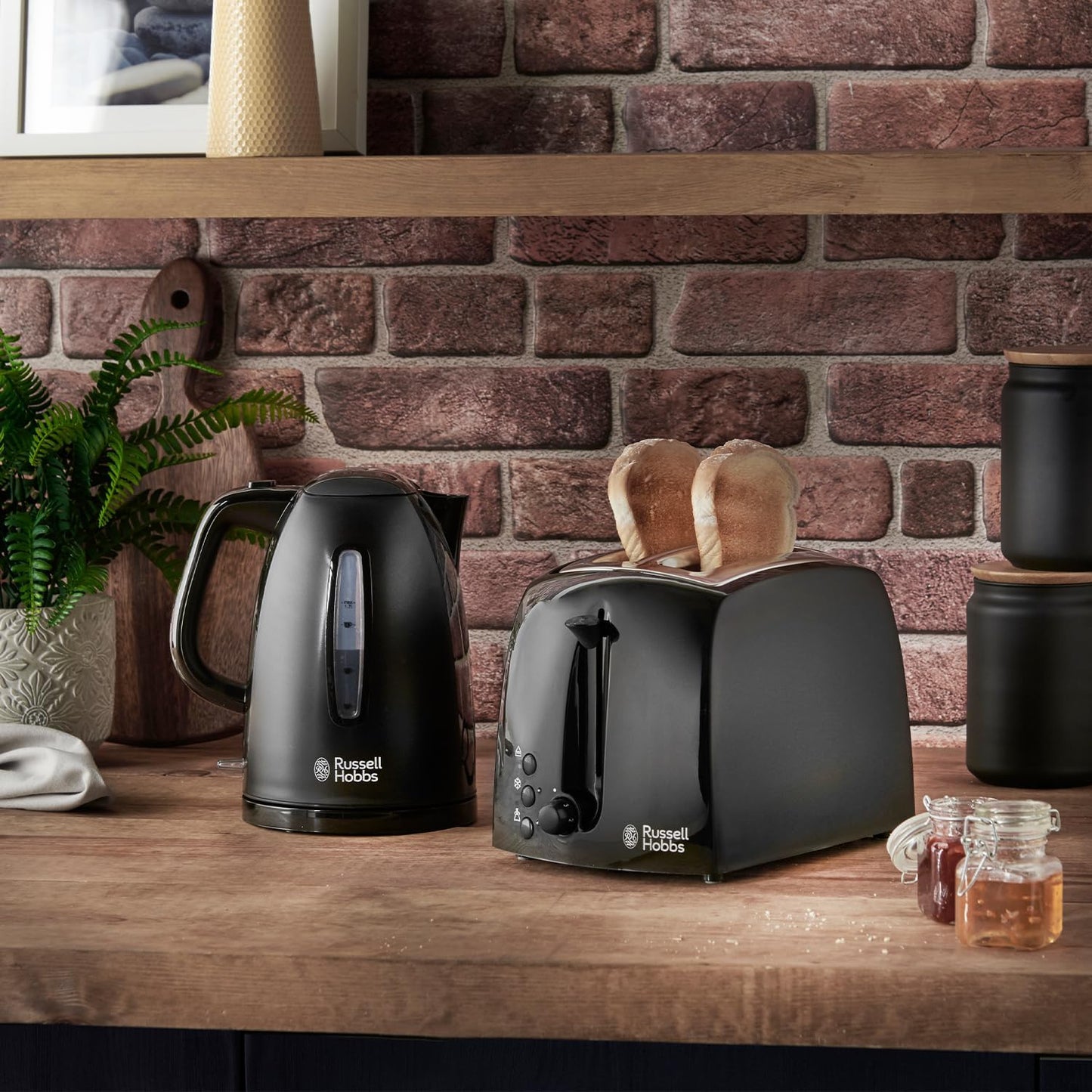 Russell Hobbs Textures 2 Slice Toaster (Extra Wide Slots, 6 Browning levels, Frozen, cancel & reheat function with indicator lights, Removable crumb tray, 850W, Black matt & high gloss finish)
