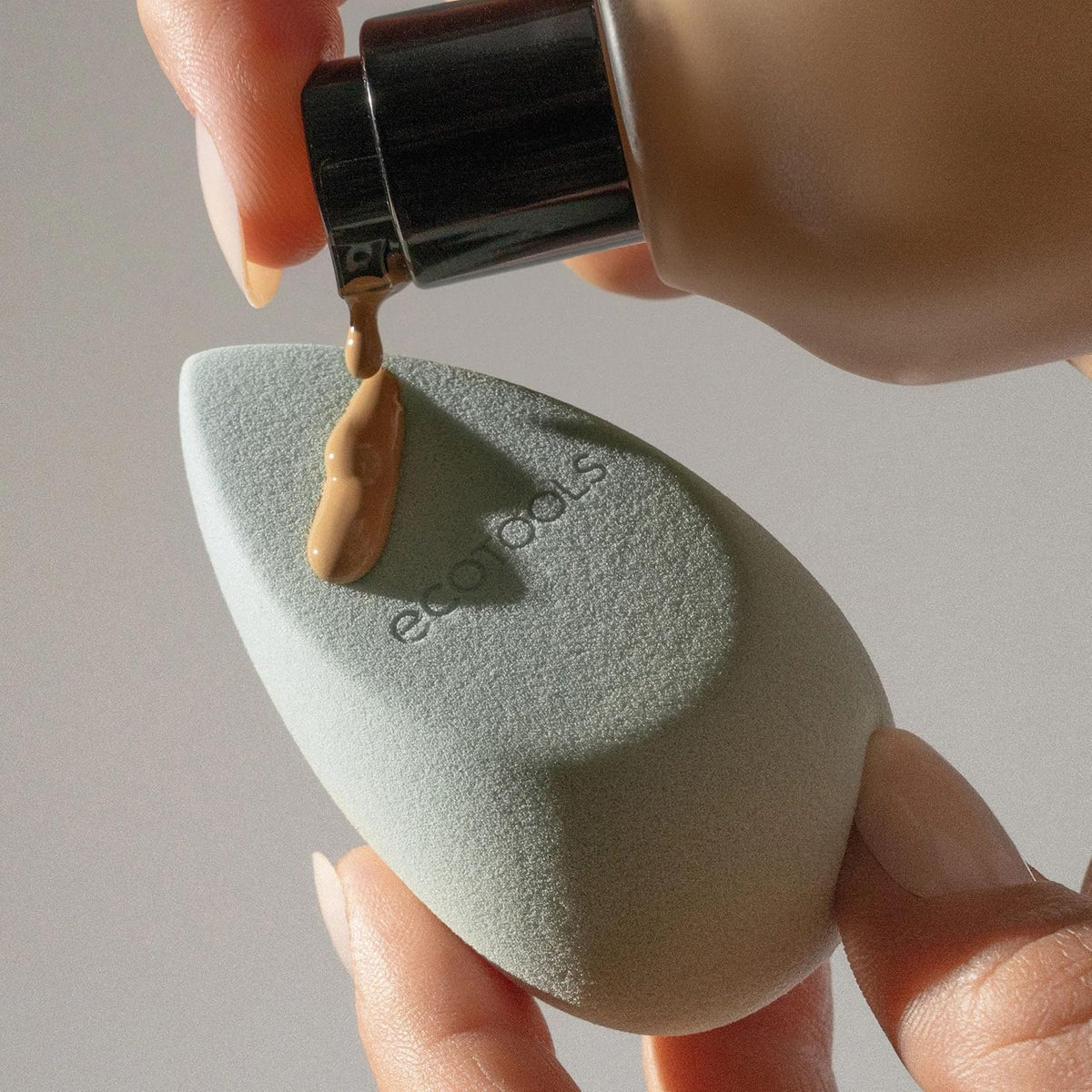 EcoTools Blurring Blender Makeup Sponge