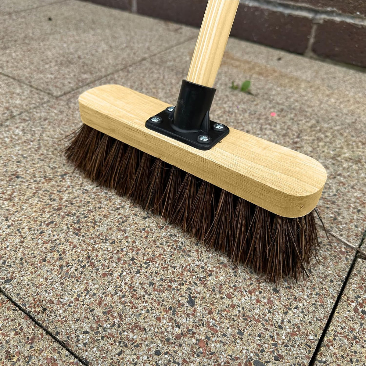 10″ Outdoor Garden Broom