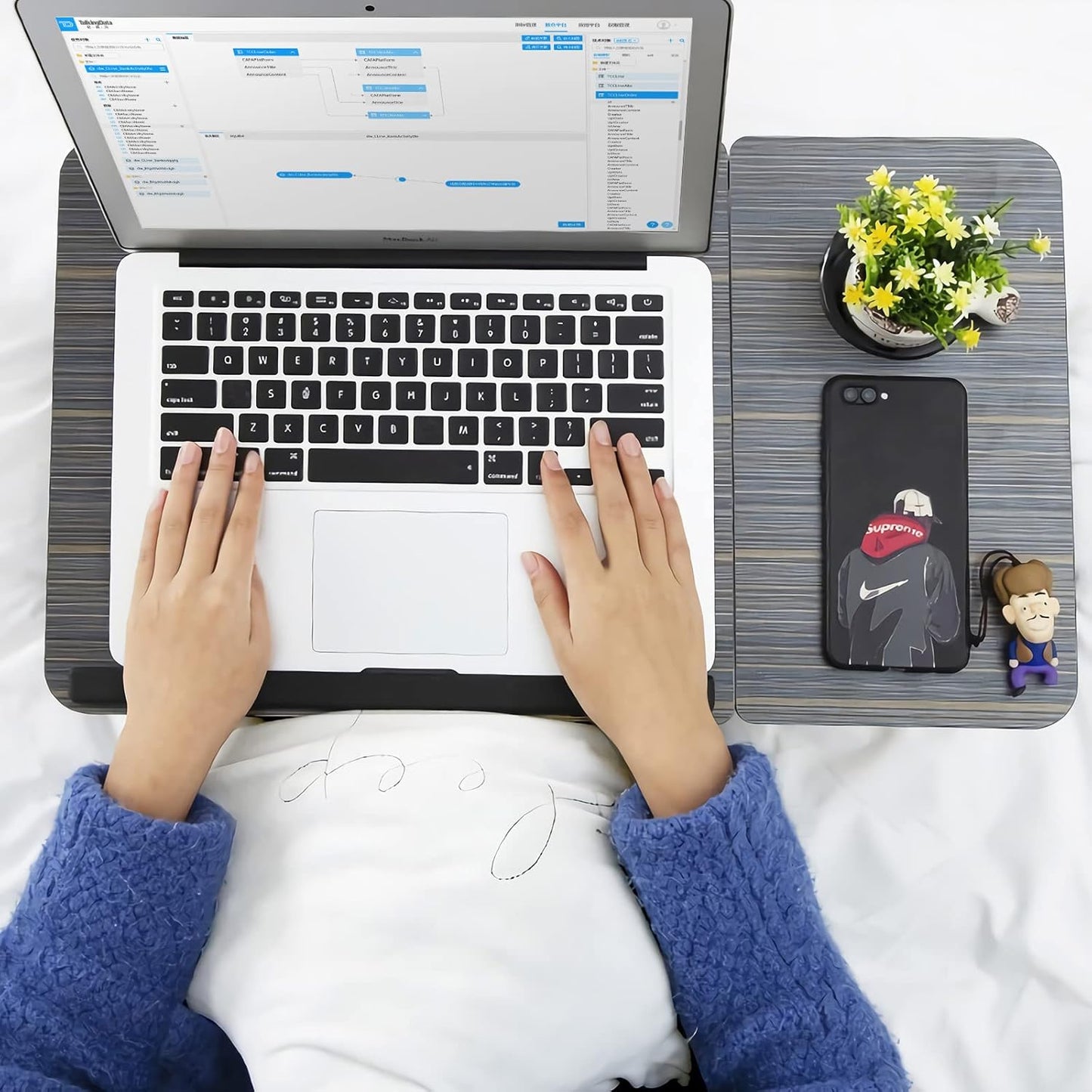 Laptop Desk, Laptop Bed Table with Foldable Legs & Cup Slot, Reading Holder Notebook Stand Breakfast Bed Tray Book Holder for Sofa, Bed, Terrace, Balcony