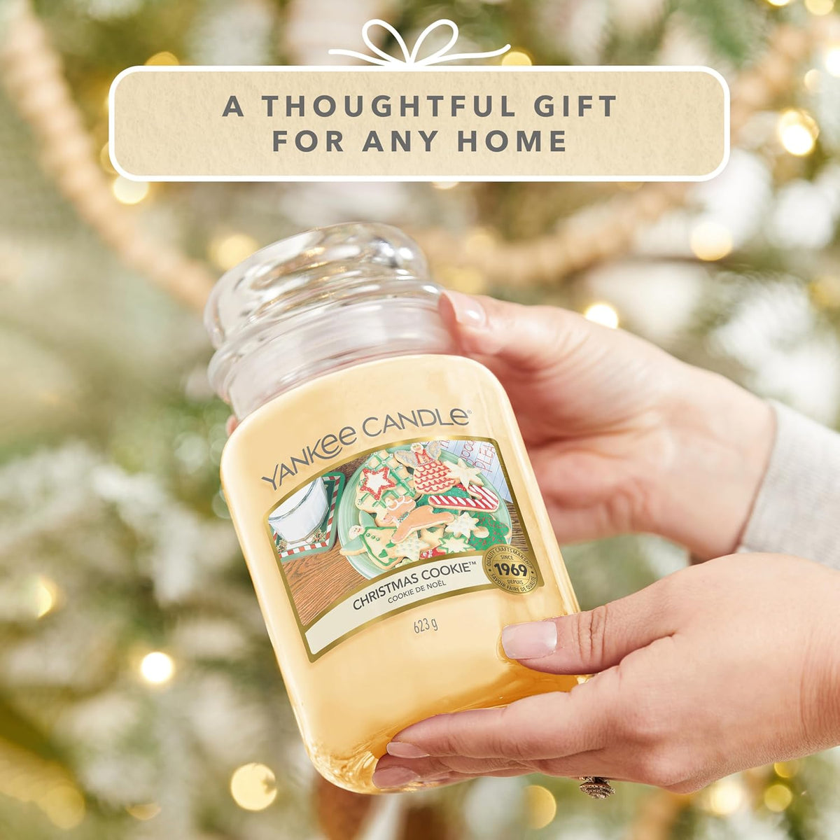 Yankee Candle Scented Candle | Christmas Cookie Large Jar Candle | Long Burning Candles: up to 150 Hours