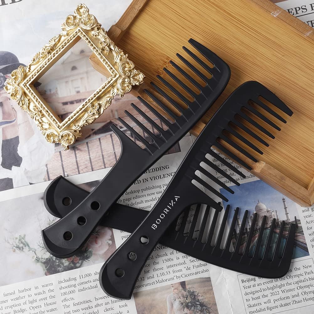 Wide-Tooth Comb